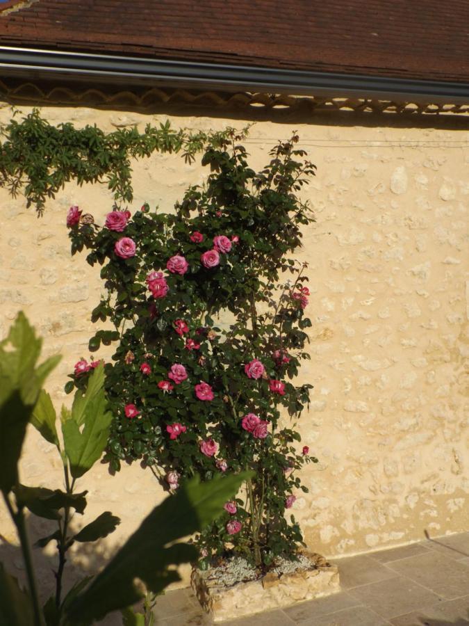 Bed & Breakfast Au Calme Lalinde Екстер'єр фото